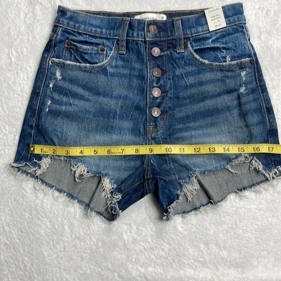 Abercrombie and Fitch High Rise Mom